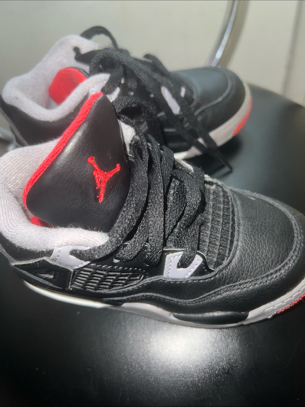 Jordan Kids Black and Red Retro-Style Sneakers - Picture 4 of 5